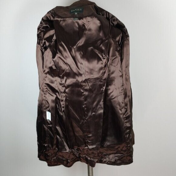 NWOT 100% Suede Danier Jacket  Lined Size Womens 10-12 Brown - Picture 11 of 11